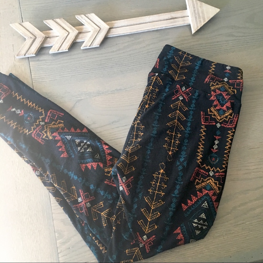 Lularoe Leggings TC (12-18)